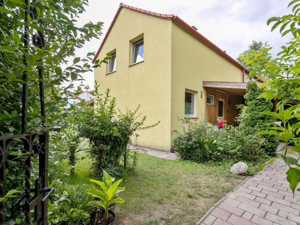 Lively Holiday Home In Wien With Private Garden Exteriér fotografie